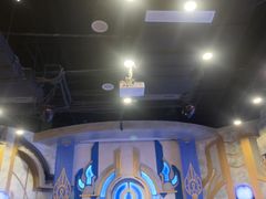 -暴风岛沉浸式体验馆(百联世纪店)