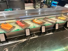 -广州万富希尔顿酒店·感趣自助餐厅·金秋蟹宴生蚝海鲜刺身