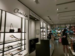 -CHARLES&KEITH(1234space店)