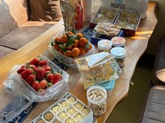 -小草屋轰趴馆别墅派对新场团建家庭聚会