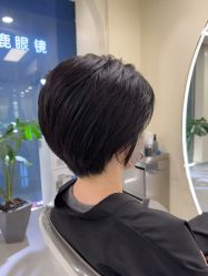 -5M HAIR SALON