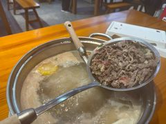 -养牛邓·潮汕牛肉海鲜自助火锅(广州店)