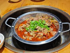 -大众跷脚牛肉馆·非遗传承单位(峨眉山店)