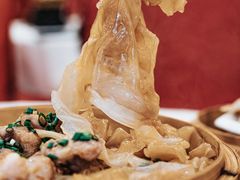 金蒜排骨陈村粉-龙的酒楼·手工早茶·顺德菜(近良路店)
