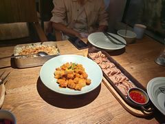 -蜜桃餐厅·伴山(湖滨商业街店)