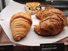 -星巴克(静安嘉里中心B2店)
