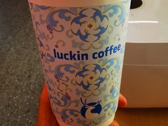 -瑞幸咖啡(上海财经大学地铁站1号口店)