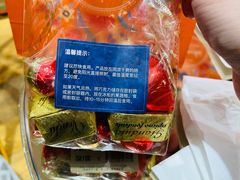 -VENCHI 闻绮(上海佛罗伦萨小镇店)