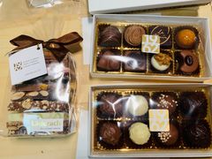 -Laderach 莱德拉(上海环贸iapm店)