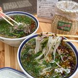 昆明|本地人都爱甩的生烫牛肉🥩米线 yyds