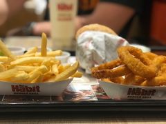 -The Habit Burger Grill 哈比特汉堡(爱琴海店)