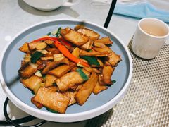 腊八蒜炒杏鲍菇-新加坡瑞珍•海河观景餐厅