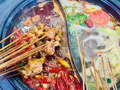 -灌县老妈砂锅串串香(万科红生活广场店)