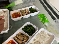 -老乡鸡(武汉中南梅苑小区地铁站店)