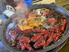 -黄潇洒老火锅(九眼桥宏济巷店)