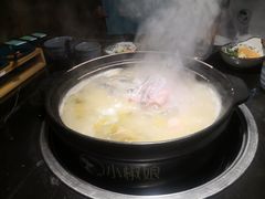 -小椒娘撒椒鱼火锅(三八广场店)