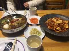 -金达莱冷面百年石锅饭(宾馆胡同店)