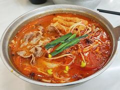 -汤小云火锅米线(钻汇广场店)