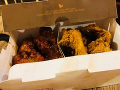 -BHC炸鸡(明洞总店)