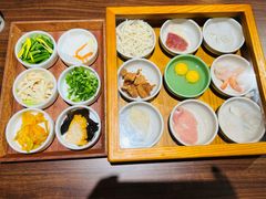 -良米山·云南野生菌过桥米线(上海首店)