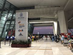 -英迪拉·甘地国际机场