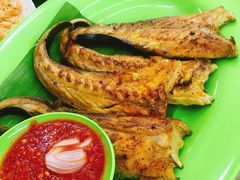 -明记烧鱼美味店