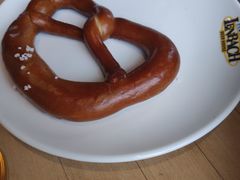 -LENBACH兰巴赫西餐啤酒坊(大连东港店)
