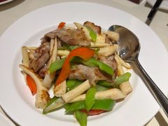 酸辣藕尖炒五花腩-利苑酒家(华熙国际店)
