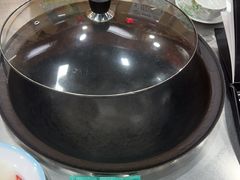 -屯老二农家铁锅炖·行业领军者(梅江店)