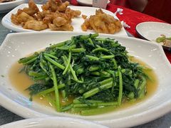 -侬佳蒸菜馆(听潮店)