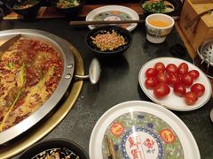 -沸炉重庆老火锅(军事博物馆店)