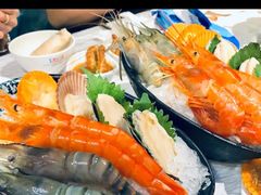 -领鲜活海鲜榴莲自助火锅(东门店)