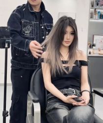 -HAIR HERE造型