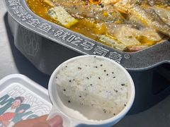-马有鱼·馕坑烤全鱼(跃进街店)