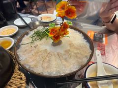 鱼虾双拼-官塘鱻鱻鱼生·潮汕生腌·砂锅粥(西马路总店)
