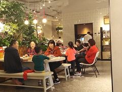 大堂-必胜客(百联又一城店)