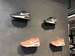 -NIKE上海青浦优选体验店