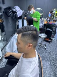 -藤野造型专业烫染接发