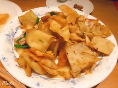 -深巷家味馆.湖北头牌红烧鱼头拌饭(黄陂店)