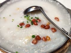 荔湾艇仔粥-屋顶花园餐厅(步行街老地王大厦店)