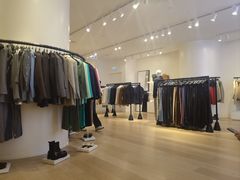 -东荟城名店仓