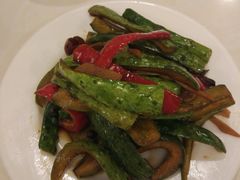 -喜乐餐厅•灯笼虾球首创者•本地小海鲜(二马路店)