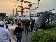 -席娜卡琳火车铁道夜市