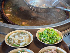 -大众跷脚牛肉馆·非遗传承单位(峨眉山店)