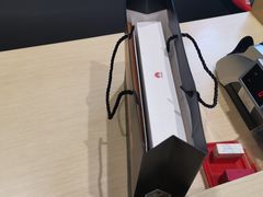 -华为授权体验店(中山公园来福士)