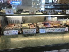 面包甜点陈列柜-四宜糕团店(南大街店)