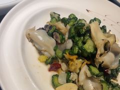 -瓦国小镇·果木烤鸭·融合菜(西口店)