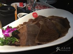 -九鼎轩脆毛肚火锅(商业街店)