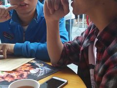 -新大咀港式茶餐厅(宝山万达店)