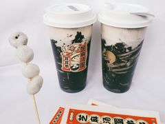 芝麻汤圆豆豆茶-喜茶(北京五棵松华熙店)
